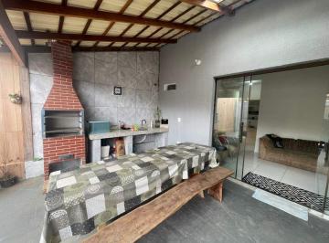 Casa · 65m² · 2 Quartos · 2 Vagas · Casa com Área Gourmet pronta para usufruir com sua família em Juatuba/MG