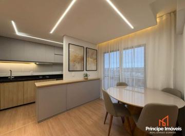 Apartamento · 67m² · 2 Quartos · 1 Vaga · Apartamento com 2 quartos no Anita Garibaldi em Joinville