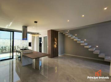 Casa · 160m² · 3 Quartos · 2 Vagas · Casa com 03 suítes no Glória Joinville