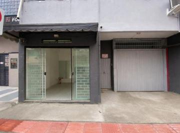 Comercial · 22m² · Sala comercial para locação com 22m² no Centro de Balneário Camboriú próximo à 3ª Avenida
