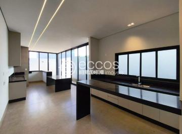 Casa · 215m² · 3 Quartos · 4 Vagas · Casa em condomínio para aluguel, 3 quartos, 3 suítes, 4 vagas, Gávea - Uberlândia/MG