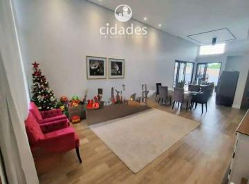 Casa · 200m² · 4 Quartos · 4 Vagas · Casa Residencial à venda no Córrego Grande (Centro) – Florianópolis | 200m² interna