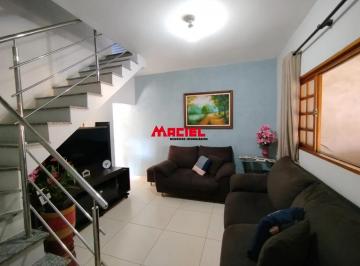 Casa · 200m² · 5 Quartos · 2 Vagas · Sobrado com 02 residências (Jd Sul) - 5 quartos / 1 suíte / 2 vagas cobertas