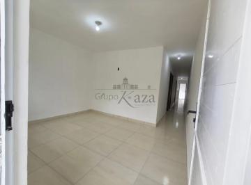 Casa · 70m² · 2 Quartos · 1 Vaga · Oportunidade - Casa em Condomínio - Chácaras Pousada do Vale - Condomínio Residencial Marbella - 2 D