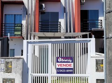 Casa · 63m² · 2 Quartos · 1 Vaga · Geminado-  Aceita Permuta de Carro Sob.(Análise).  Ótima  localização ,Próxim...