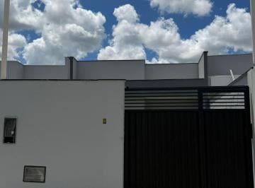 Casa · 175m² · 3 Quartos · 2 Vagas · Casa 03 Quartos, sendo 1 suíte