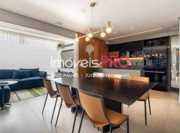 Apartamento · 204m² · 2 Quartos · 3 Vagas · Cobertura duplex mobiliada com 2 suítes e 3 vagas no Brooklin prox. do metrô.