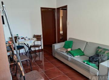 Apartamento · 73m² · 2 Quartos · Apartamento 02 dormitórios 1 banheiro sem vaga.