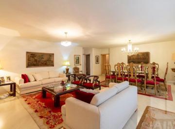Apartamento · 184m² · 4 Quartos · 2 Vagas · Apartamento em otimo estado proximo ao Shopping