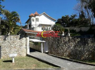Casa · 700m² · 4 Quartos · 5 Vagas · Casa 1600 m² de terreno com piscina e quadra no Alpes da Cantareira