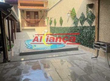 Casa · 125m² · 2 Quartos · 3 Vagas · Casa de 2 quartos, sendo 2 suítes no Paraventi  Pensa em uma casa bem aconchegada, rica em detalhes.