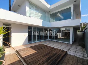 Casa · 180m² · 3 Quartos · 4 Vagas · Casa com piscina no Condomínio Mont Blanc - Sorocaba/SP