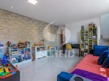 Casa · 91m² · 2 Quartos · 1 Vaga · Casa reformada com 02 quartos 02 banheiros e 01 vaga -OPORTUNIDADE