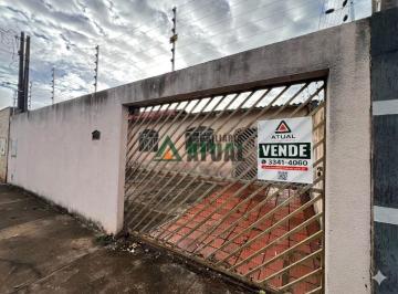17858515230.jpg · CASA COM 03 QUARTOS À VENDA NA REGIÃO LESTE                                                         