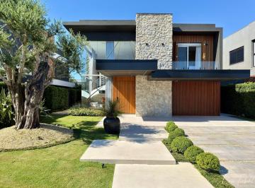 Casa · 265m² · 5 Quartos · Casa à venda em Condomínio - Xangri-Lá/RS