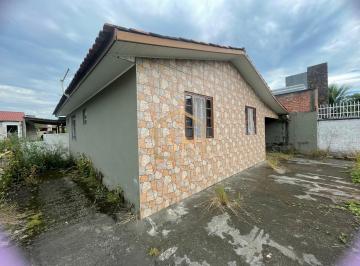 Casa · 113m² · 2 Quartos · 4 Vagas · 414C - Casa à venda no centro de Praia de Leste com espaço amplo de terreno