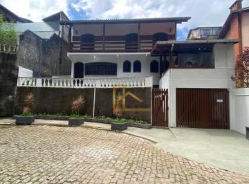 e09cb8280d7761282ba22be0d6a48d4f6f636ded · Casa com 4 dormitórios à venda, 148 m² por R$ 850.000,00 - Alto - Teresópolis/RJ