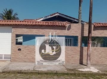 Casa · 3 Quartos · 6 Vagas · Casa 3 dorms c/ Piscina na Praia, Peruíbe