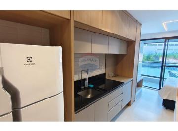 Apartamento · 24m² · 1 Quarto · 1 Vaga · Studio Novo e Moderno a Poucos Passos da Praia – Excelente Oportunidade