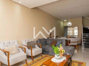 Casa · 220m² · 3 Quartos · 2 Vagas · Sobrado Amplo com Espaço Gourmet e 3 Quartos – Conforto e Segurança no Jardim Célia-Guarulhos