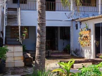 Casa · 166m² · 5 Quartos · Casa à venda, 166 m² por R$ 350.000,00 - Jardim Brasília - Uberlândia/MG