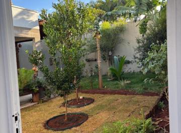 Casa · 300m² · 3 Quartos · 2 Vagas · Casa à venda no bairro Vigilato Pereira - Uberlândia/MG