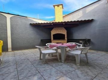 Casa · 220m² · 3 Quartos · 4 Vagas · Casa à venda no bairro Martins - Uberlândia/MG