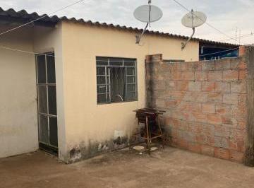 Casa · 200m² · 2 Quartos · 3 Vagas · Casa à venda no bairro Panorama - Uberlândia/MG