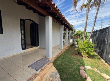 Casa · 292m² · 4 Quartos · 5 Vagas · Casa à venda no bairro Vigilato Pereira - Uberlândia/MG