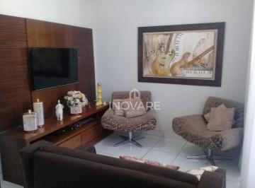 c0e845406fdc2ae56279f06b69b8ac56e7c0cb36 · Sobrado com 3 dormitórios para alugar, 2 m² por R$ 1.500,00/mês - Setor Central - Itumbiara/GO