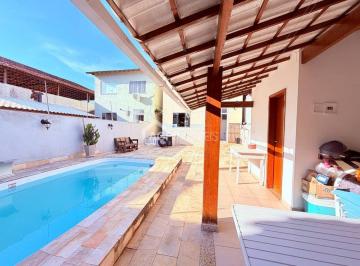 Casa · 3 Quartos · 2 Vagas · Casa com 3 quartos