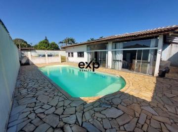 Casa · 150m² · 2 Quartos · 6 Vagas · Casa térrea com 150 m² com piscina em região tranquila de Atibaia/SP