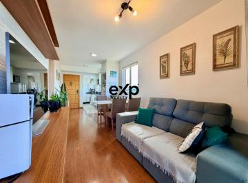Apartamento · 51m² · 2 Quartos · 1 Vaga · Apartamento com sacada no Cajuru
