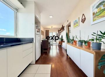Apartamento · 51m² · 2 Quartos · 1 Vaga · Apartamento com sacada no Cajuru