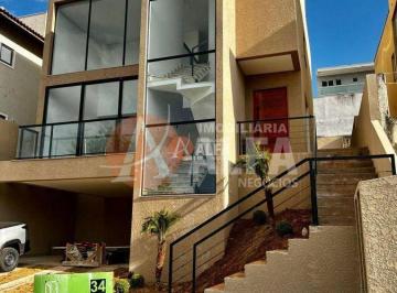 Casa · 227m² · 3 Quartos · Casa em Jardim Caiapia, Cotia/SP de 227m² 3 quartos à venda por R$ 1.800.000,00
