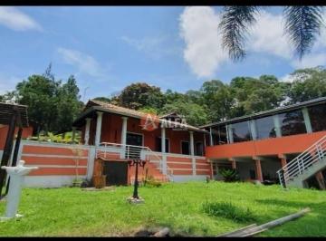 Casa · 330m² · 2 Quartos · Casa em Chácara Santa Maria, Cotia/SP de 330m² 2 quartos à venda por R$ 890.000,00