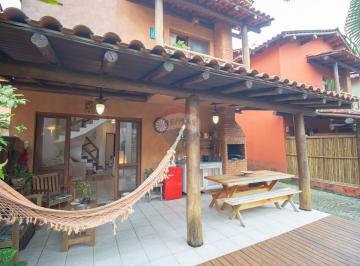 Casa · 168m² · 3 Quartos · 2 Vagas · Casa em condomínio à venda em Camburi
