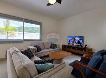 Casa · 168m² · 3 Quartos · 2 Vagas · Casa em Juquehy com piscina com 3 suítes e pronta para uso.