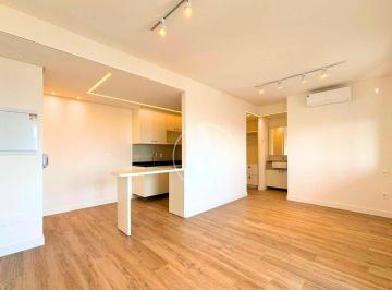 Sala e Quarto do Apartamento no Sirius Patriani · Sofisticação e Praticidade no Sirius Patriani: Apartamento com Planejados de Luxo no Prédio mais Alt