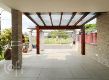 0bf9ac94 · Casa, 3 dormitórios, 244 m², em São José