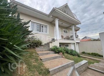 5e7e6012 · Casa, 3 dormitórios, 280.41 m², em Estância Velha