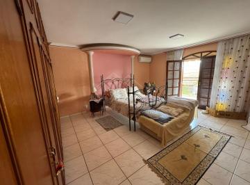 Casa de 4 quartos, Brasília · CASA À VENDA NO GUARÁ II | SOBRADO 3 ANDARES | QE 30 CONJUNTO A | 4 QUARTOS | 525m²