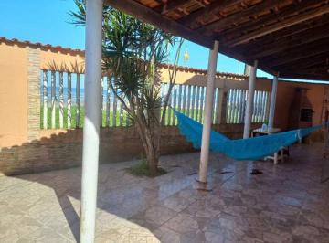 Casa de 3 quartos, Itanhaém · Casa frente mar com 3 quartos em Itanhaém.