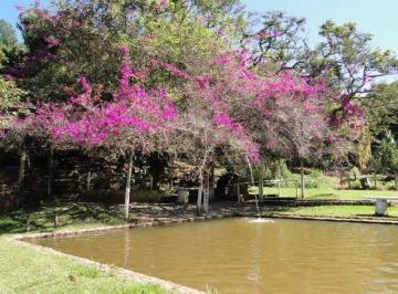 Rural · 9000m² · 2 Quartos · 34 Vagas · Chácara a venda Bragança Paulista 9.000 m² Lagos Piscina!