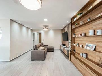Apartamento de 3 quartos, Balneário Camboriú · Apartamento com 117 m² e 3 quartos à venda no Centro