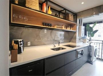 Apartamento de 2 quartos, São Paulo · Apartamento 2 dormitórios com varanda e boa distribuição no Butantã
