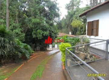 Casa · 438m² · 4 Quartos · 6 Vagas · Espetacular chácara em rua fechada à Venda em Embu das Artes-SP, no Bairro Embu Mirim: 4 Quartos, 2