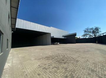 Comercial , Duque de Caxias · Galpão 2.100m com sendo 1.160m coberto com doca
