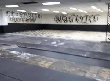 Comercial · 979m² · Sala em Caxingui, São Paulo/SP de 979m² à venda por R$ 385.000,00