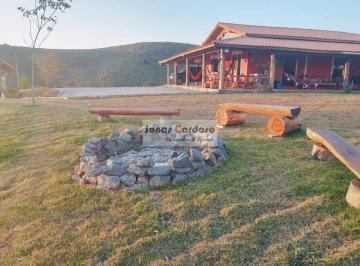 Foto 01 · Chácara à venda em Santa Branca - com 2 quartos, sala, banheiro e cozinha, terreno de 2.533m² de áre